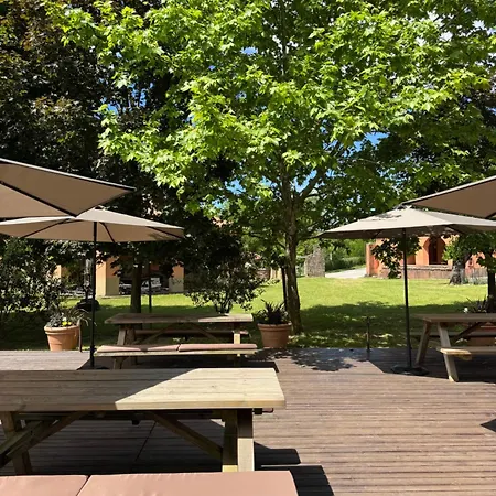 بيت ريفي Borgo Colmello 3*