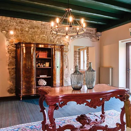 Borgo Colmello بيت ريفي 3*
