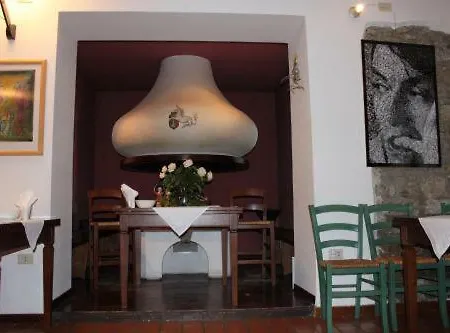 بيت ريفي Borgo Colmello Villanova di Farra